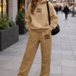 ست هودی شلوار زنانه  miu miu