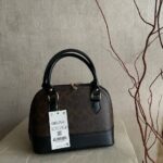 کیف زنانه مدل لاریسا